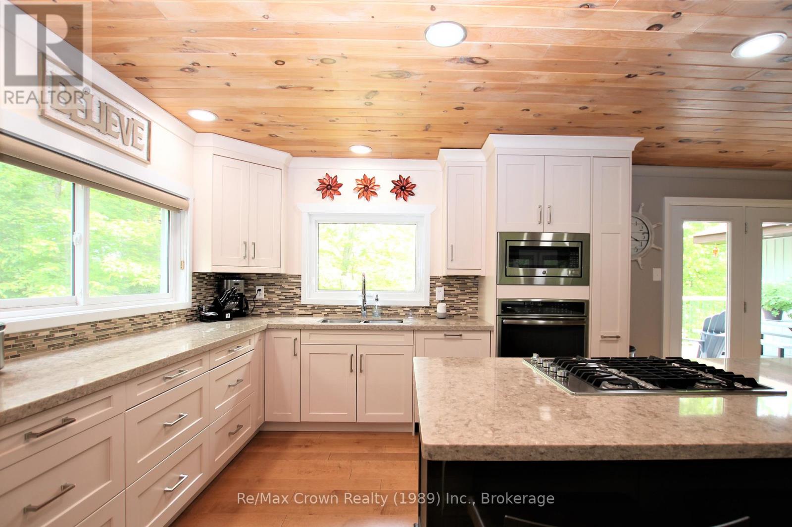 108 Murphy Drive, Parry Sound Remote Area, Ontario  P0H 1N0 - Photo 10 - X12090997