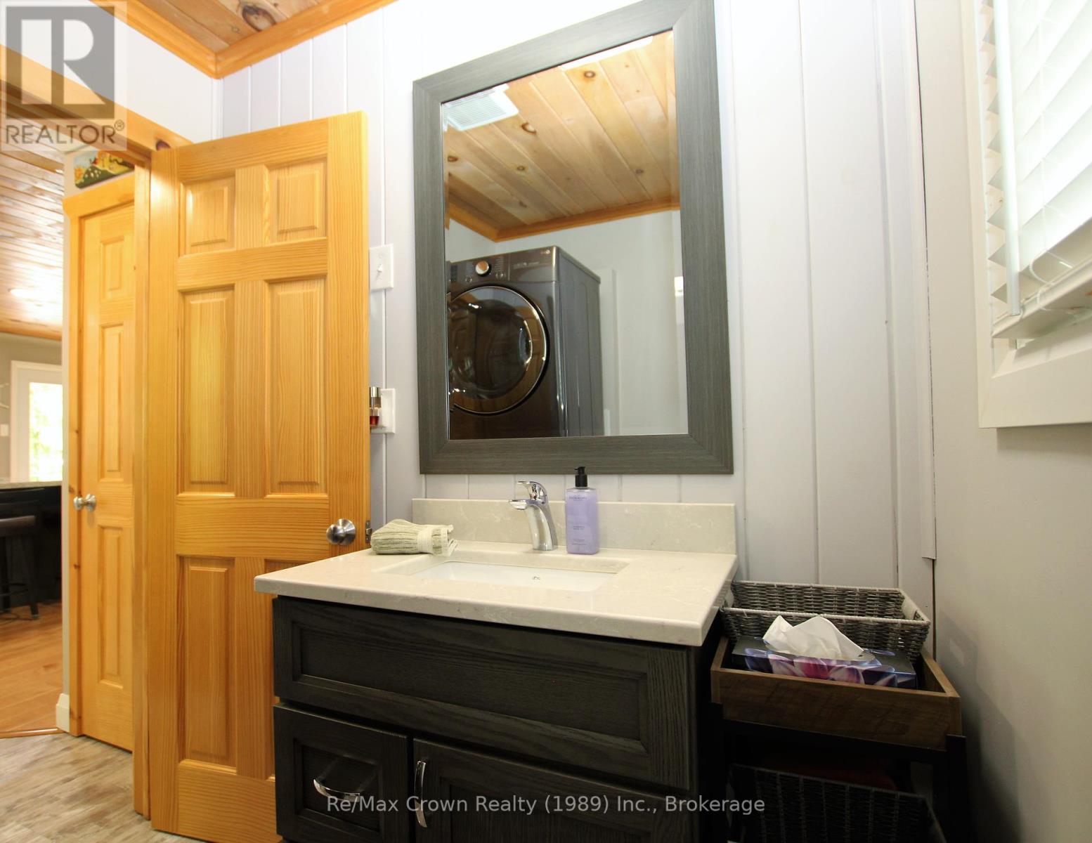 108 Murphy Drive, Parry Sound Remote Area, Ontario  P0H 1N0 - Photo 16 - X12090997