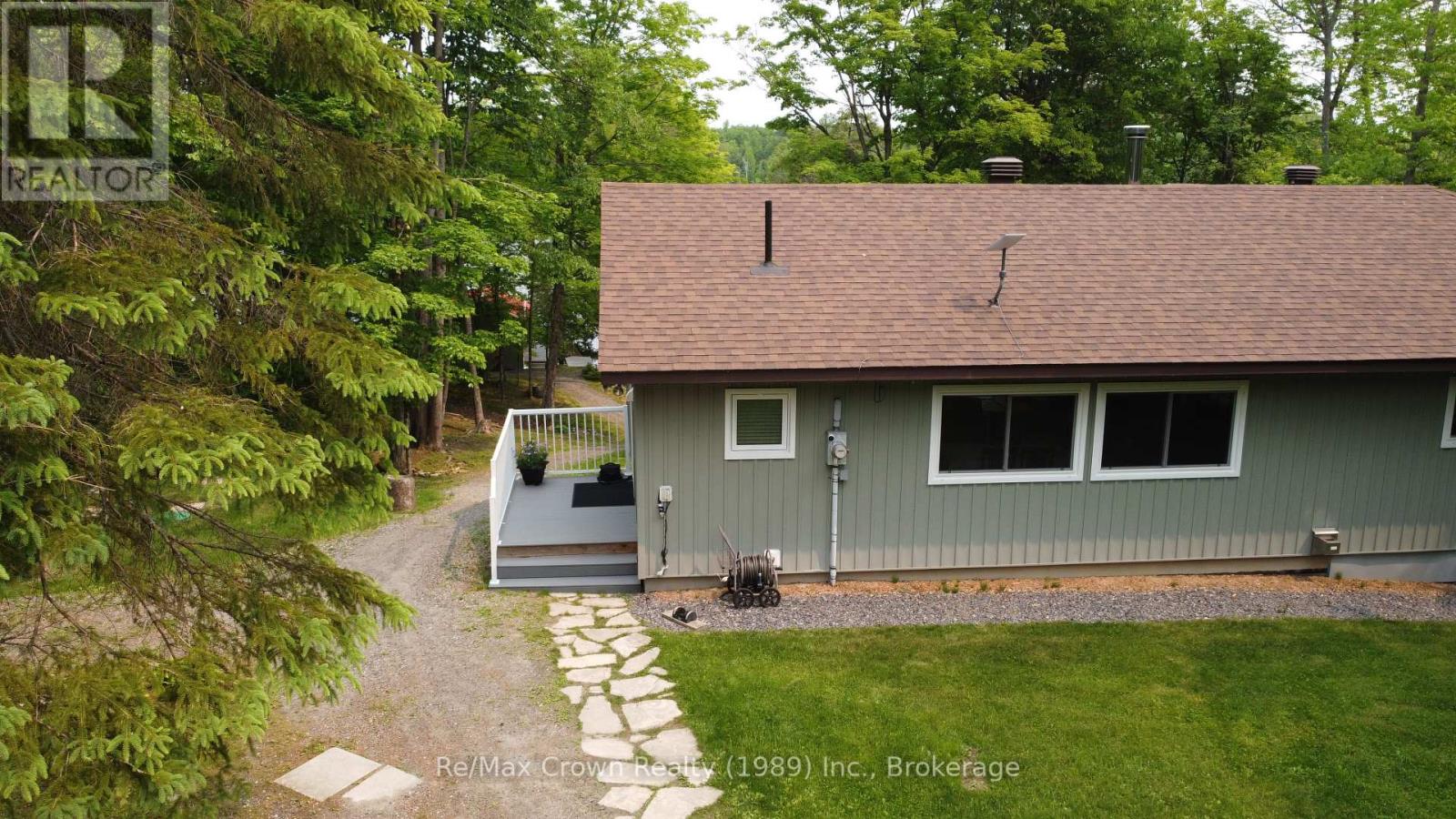 108 Murphy Drive, Parry Sound Remote Area, Ontario  P0H 1N0 - Photo 6 - X12090997