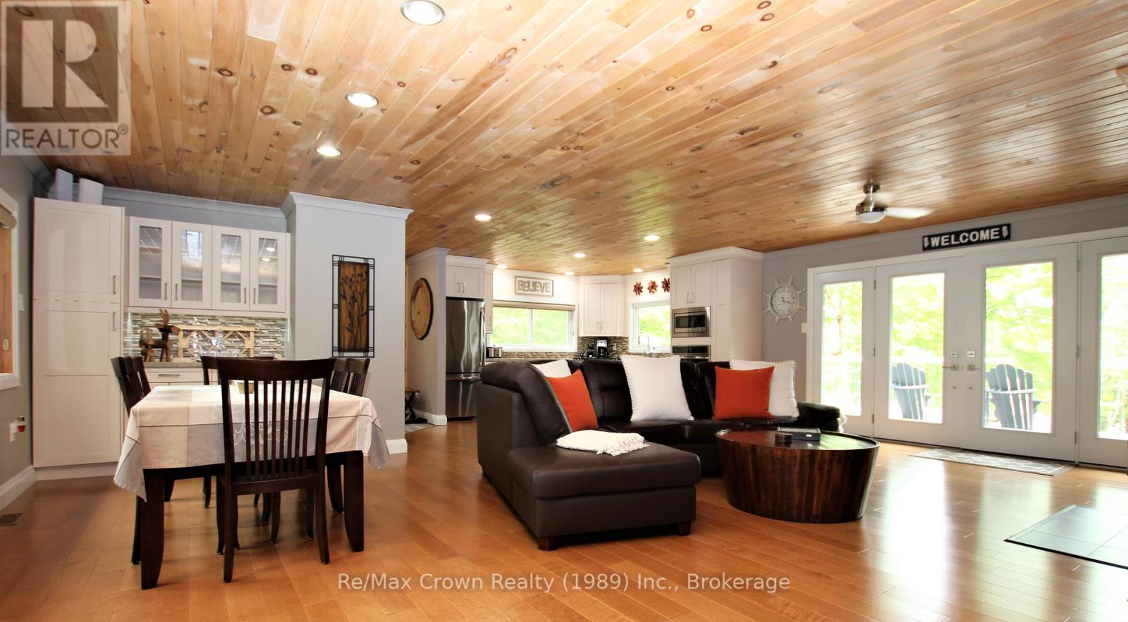 108 Murphy Drive, Parry Sound Remote Area, Ontario  P0H 1N0 - Photo 7 - X12090997