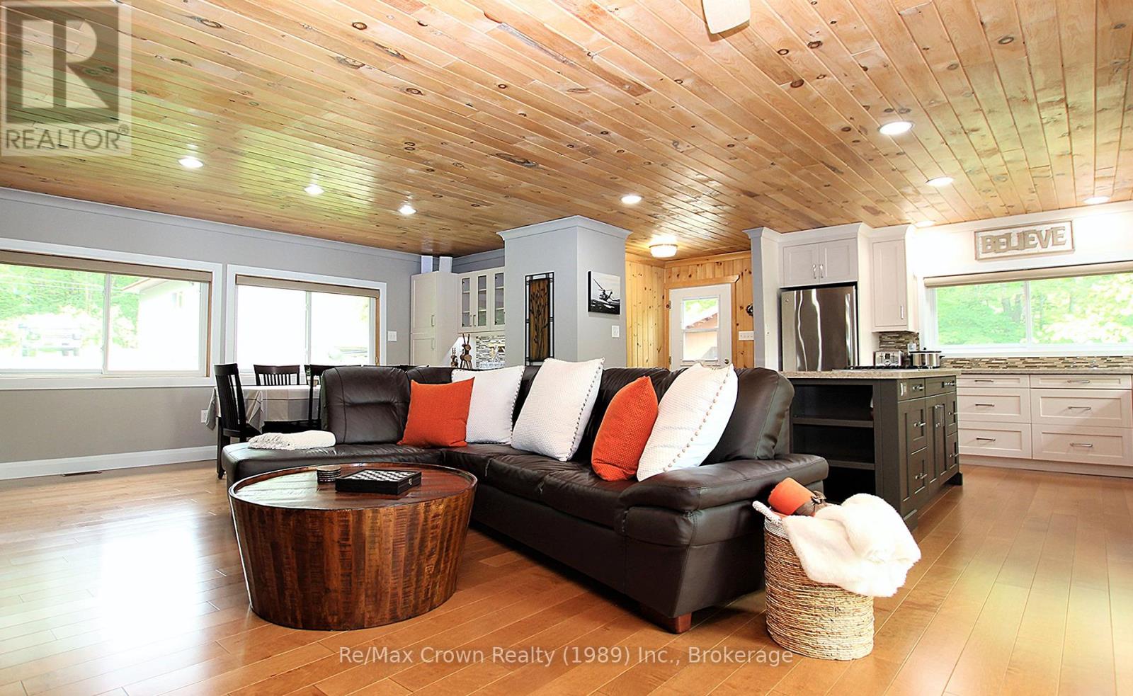 108 Murphy Drive, Parry Sound Remote Area, Ontario  P0H 1N0 - Photo 8 - X12090997