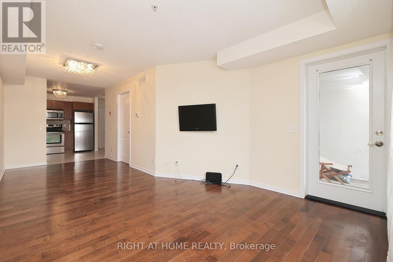 2206 - 6 Dayspring Circle, Brampton, Ontario  L6P 2Z6 - Photo 14 - W12091011