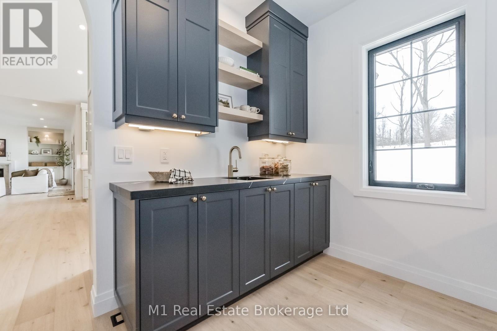 433 South River Road, Centre Wellington, Ontario  N0B 1S0 - Photo 18 - X12065546