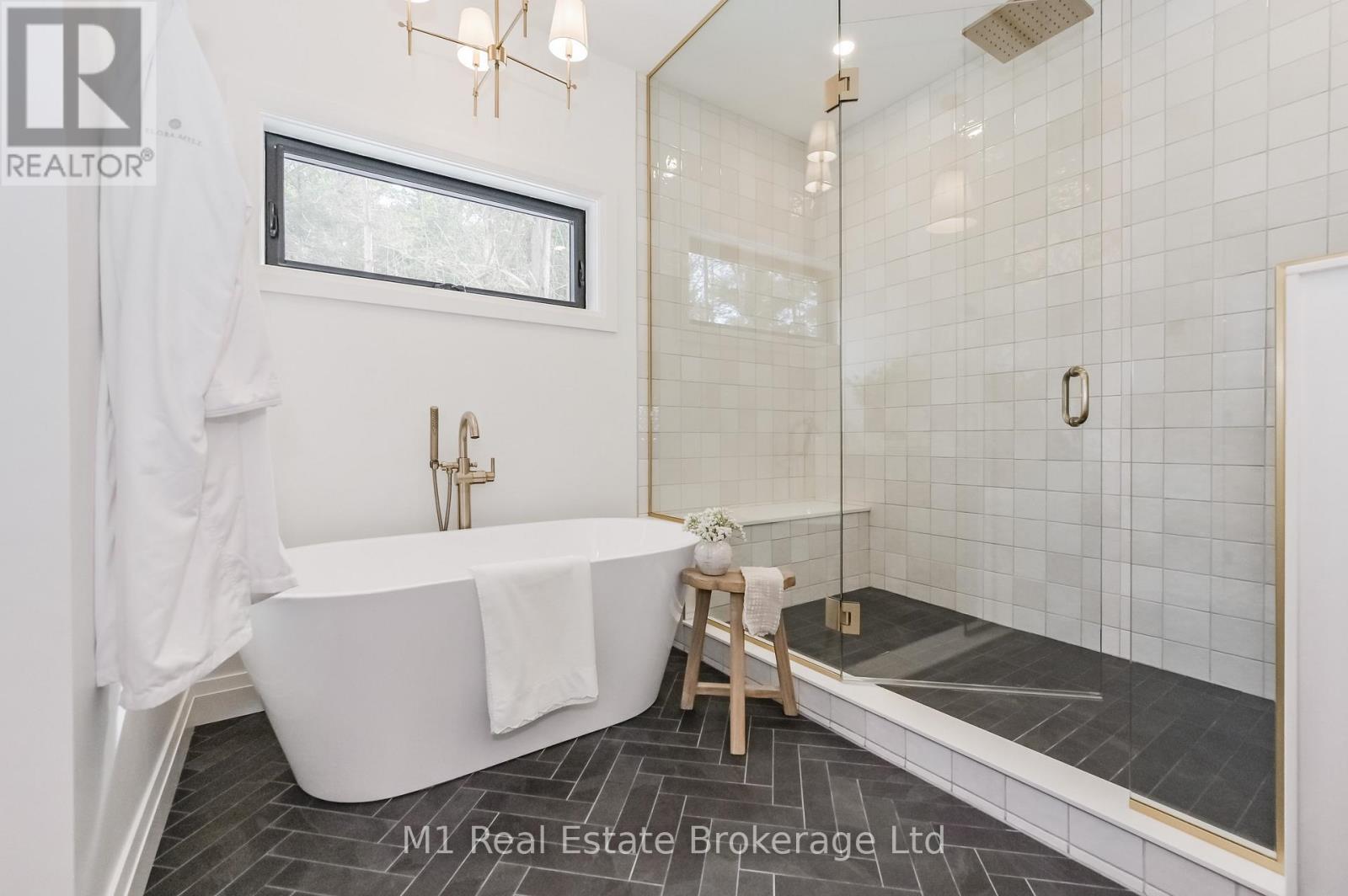 433 South River Road, Centre Wellington, Ontario  N0B 1S0 - Photo 30 - X12065546