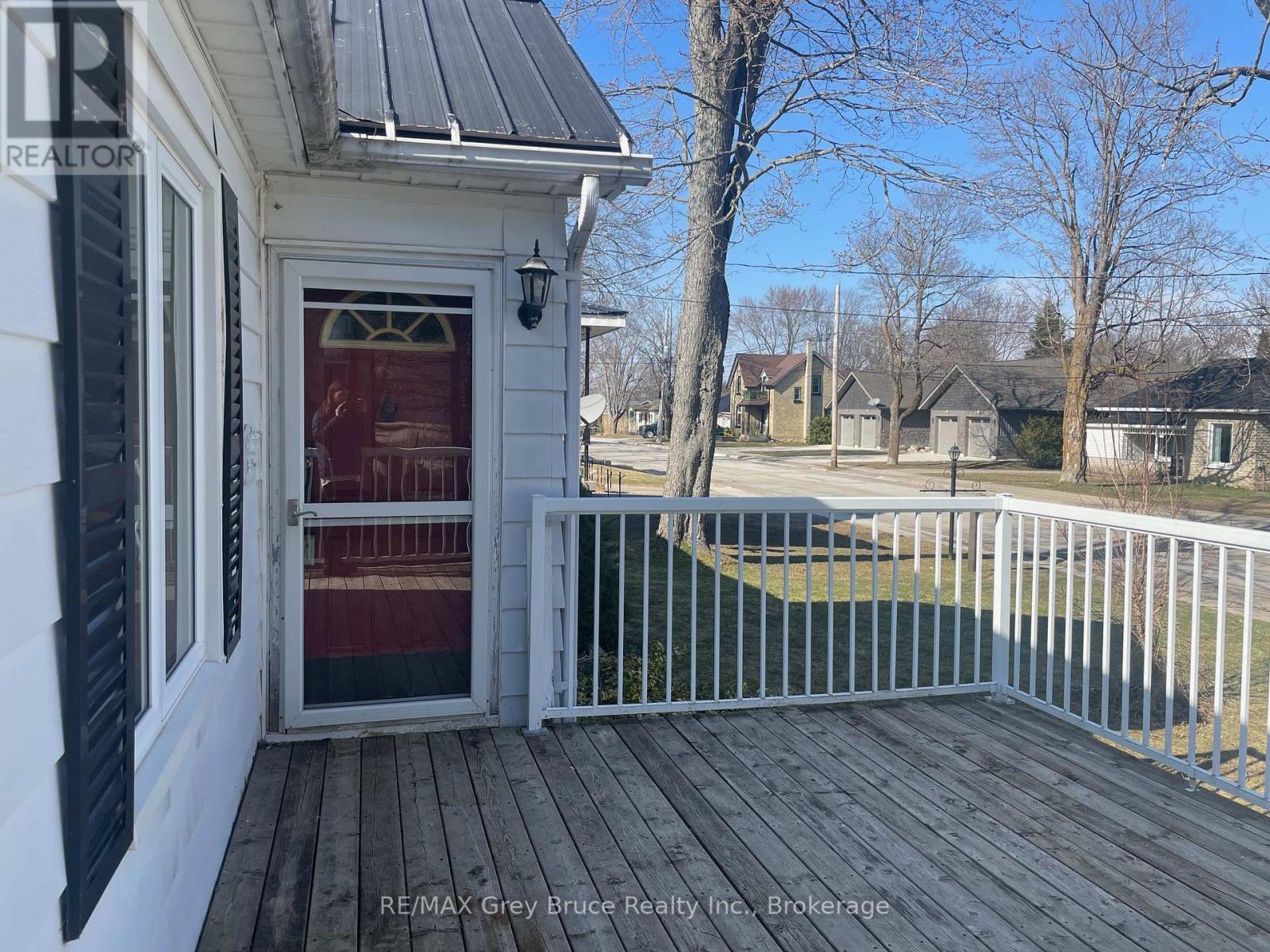 412 Scott Street, South Bruce Peninsula, Ontario  N0H 2T0 - Photo 7 - X12011822