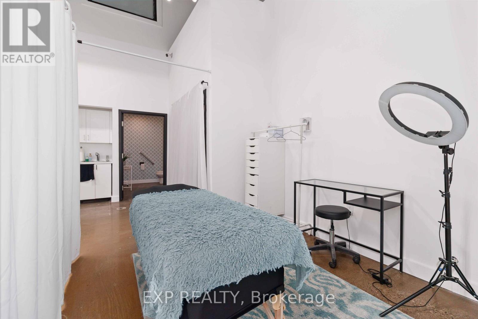 57 - 1215 Queens Way E, Mississauga, Ontario  L4Y 0G4 - Photo 22 - W12089192