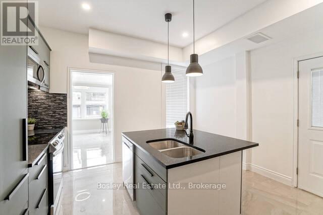 124 West Avenue N, Hamilton, Ontario  L8L 5C3 - Photo 10 - X12091032