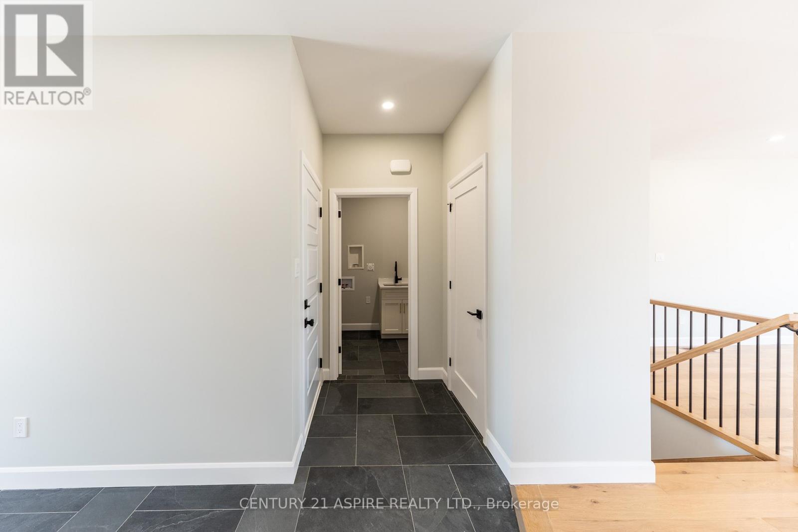 389 Patricia Avenue, Pembroke, Ontario  K8A 7Y2 - Photo 13 - X12090700