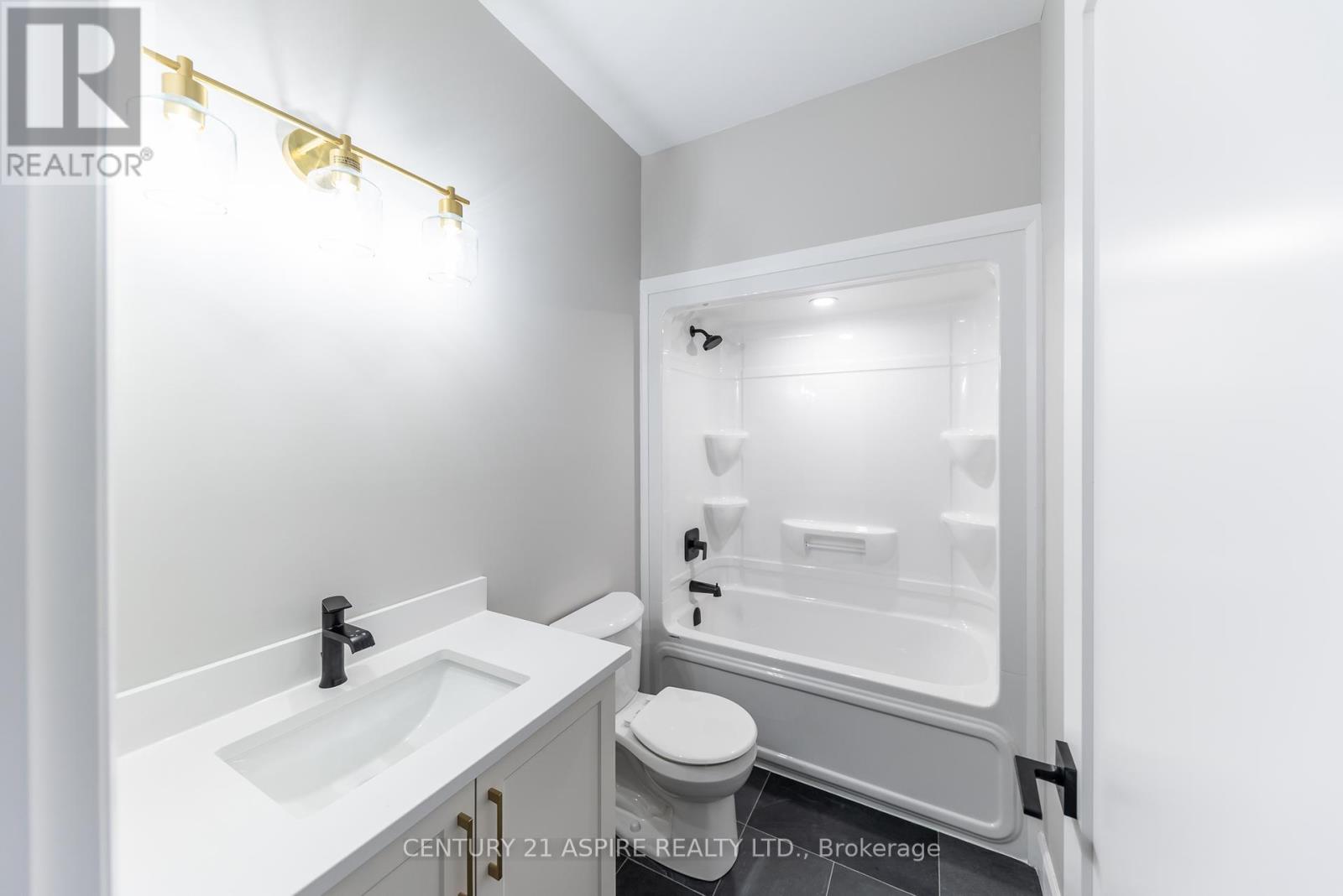 389 Patricia Avenue, Pembroke, Ontario  K8A 7Y2 - Photo 12 - X12090700