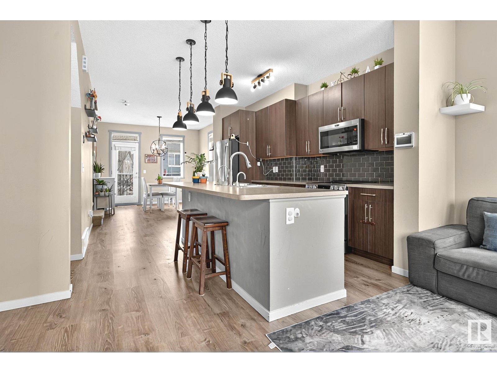 Property at #163 603 WATT BV SW image 3