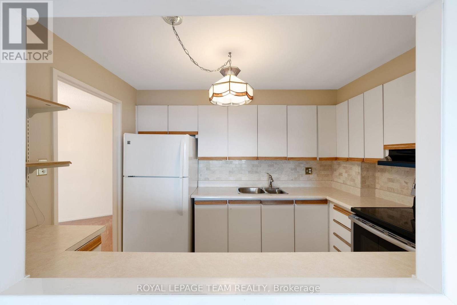 1101 - 1081 Ambleside Drive, Ottawa, Ontario  K2B 8C8 - Photo 14 - X12091106
