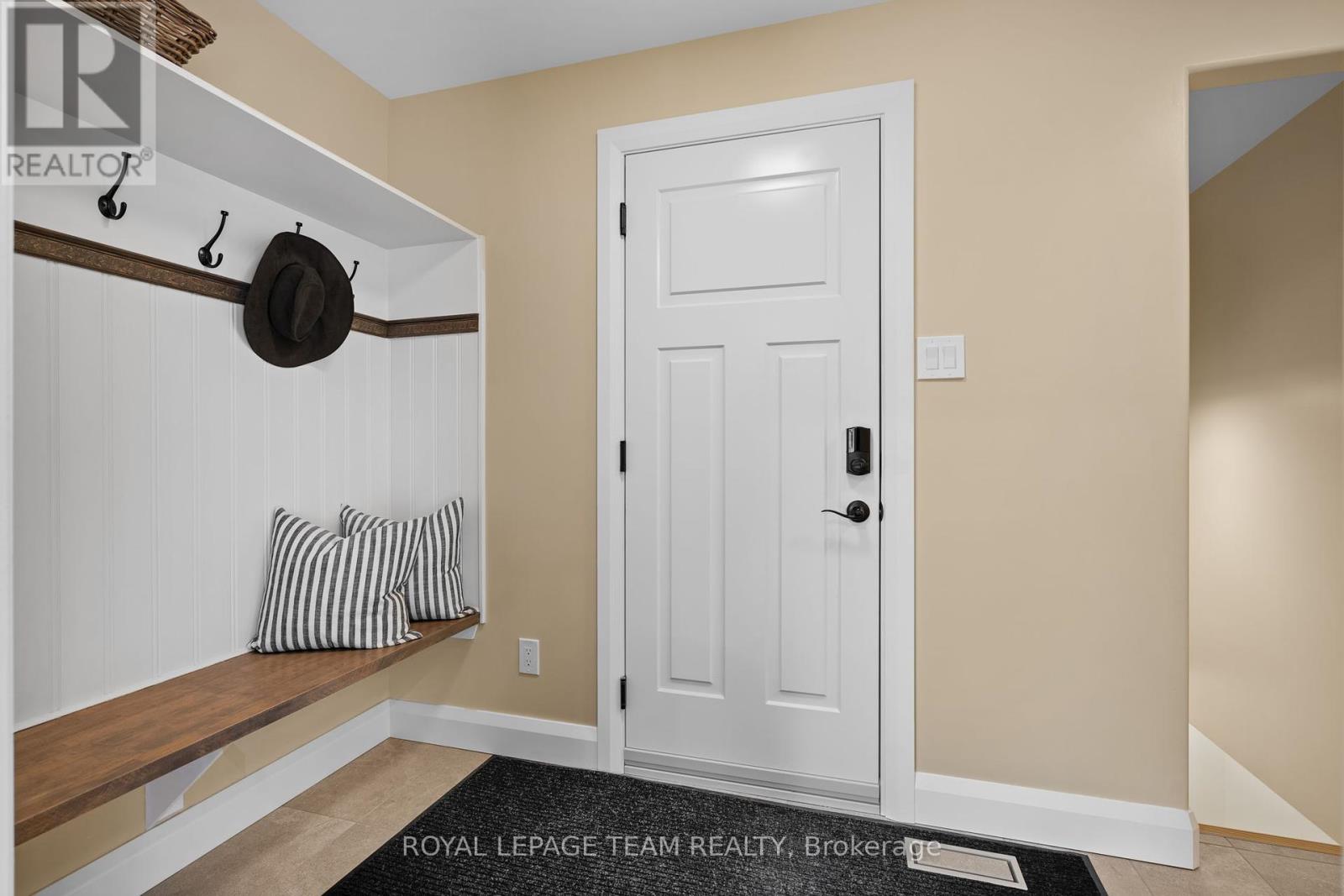 1056 Heenan Terrace, Ottawa, Ontario  K4M 1J2 - Photo 24 - X12091110