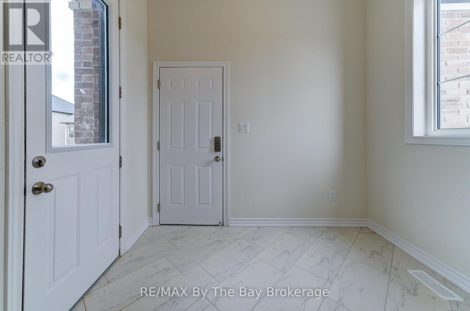105 Sun Valley Avenue, Wasaga Beach, Ontario  L9Z 0N8 - Photo 26 - S12091095