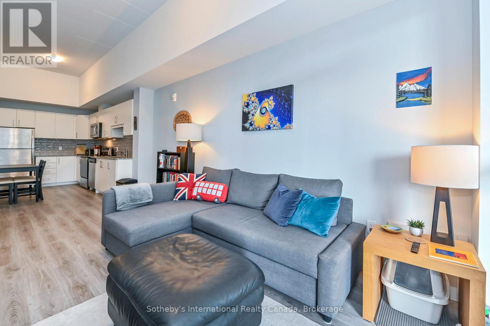 409 - 108 Garment Street, Kitchener, Ontario  N2G 2E2 - Photo 6 - X12091060