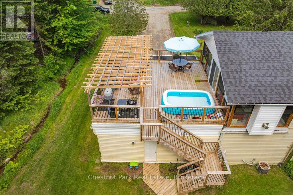 256 Woodland Drive, Huntsville, Ontario  P1H 1A6 - Photo 9 - X12091109