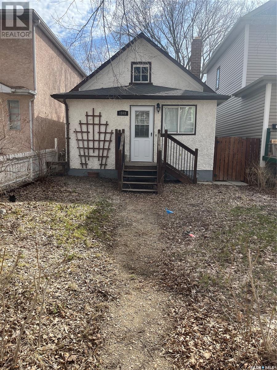 Property at 1849 Retallack STREET image 3