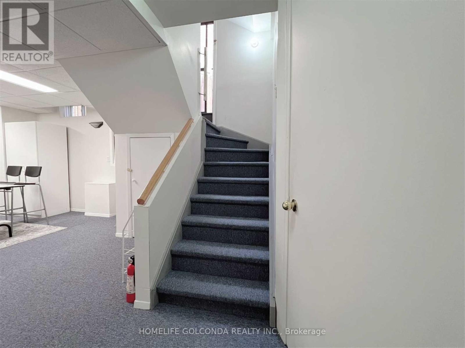 127 Clarion Crescent, Markham, Ontario  L3S 3M3 - Photo 9 - N12091074