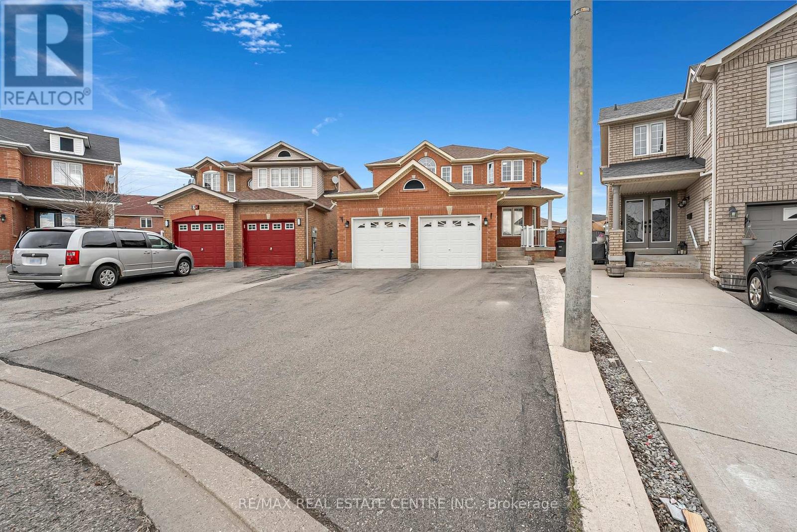 Property at 26 HEFFERON COURT image 2