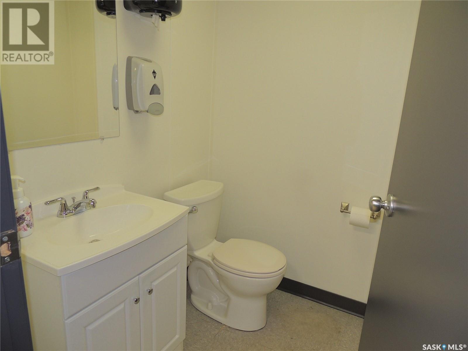 465 Devonian Street, Estevan, Saskatchewan  S4A 2A3 - Photo 21 - SK002973