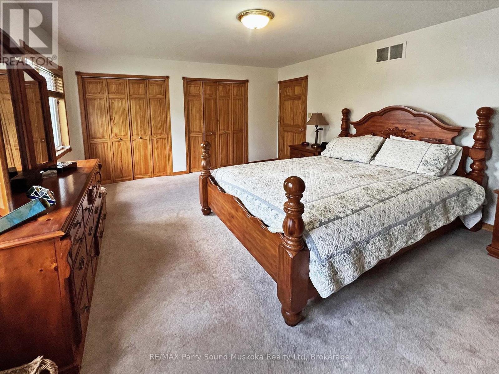 17 Martha Drive, Mckellar, Ontario  P0G 1C0 - Photo 17 - X12047150