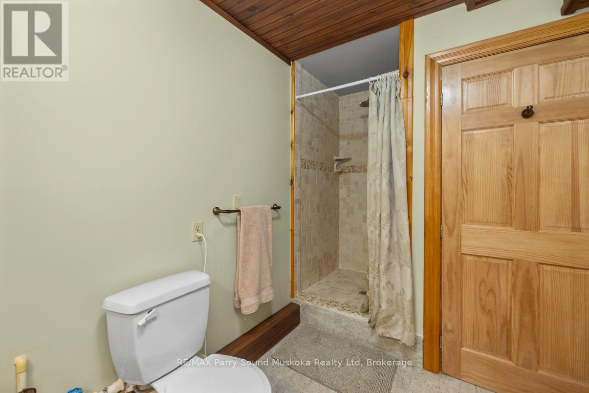 17 Martha Drive, Mckellar, Ontario  P0G 1C0 - Photo 33 - X12047150