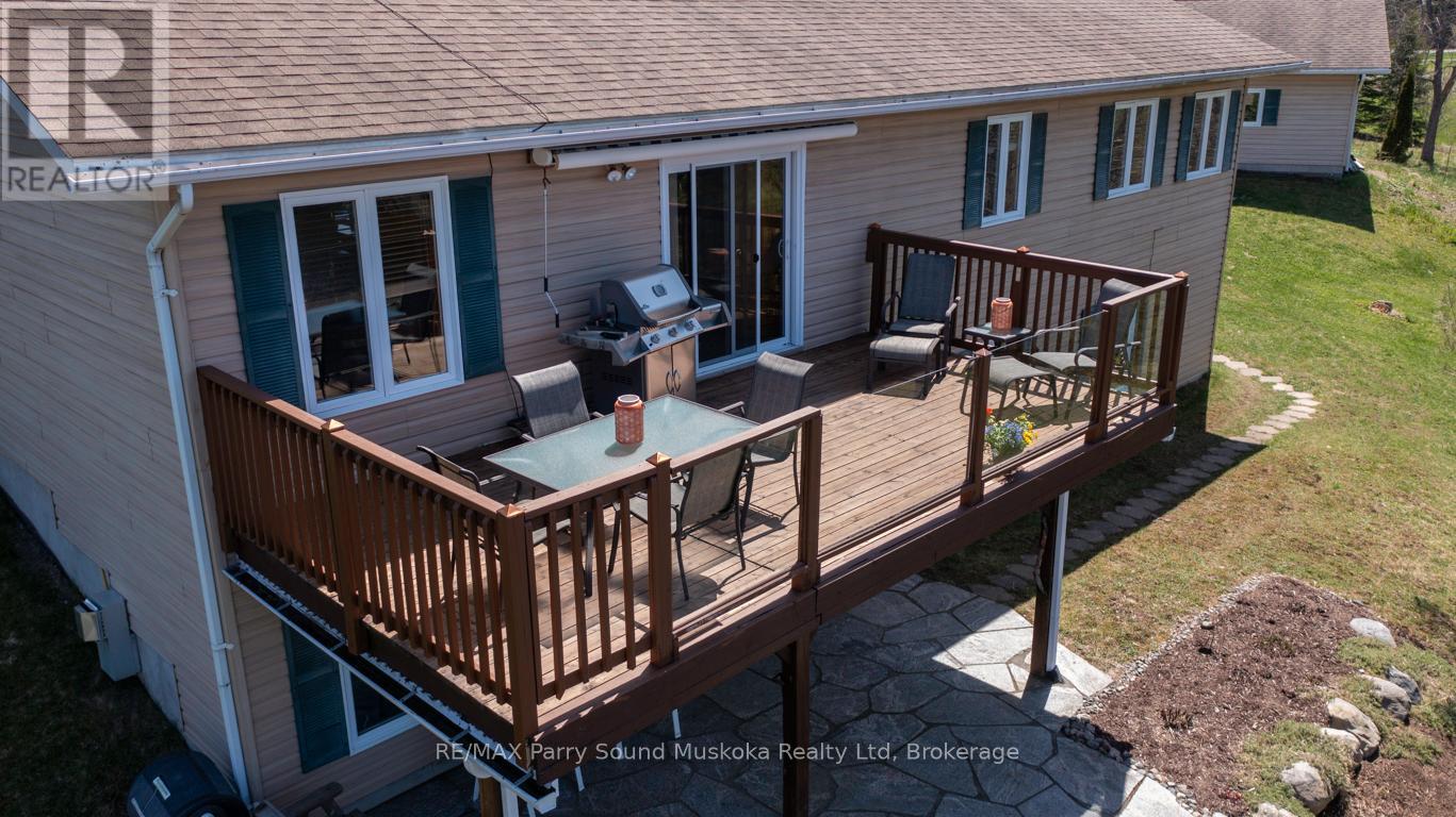 17 Martha Drive, Mckellar, Ontario  P0G 1C0 - Photo 35 - X12047150