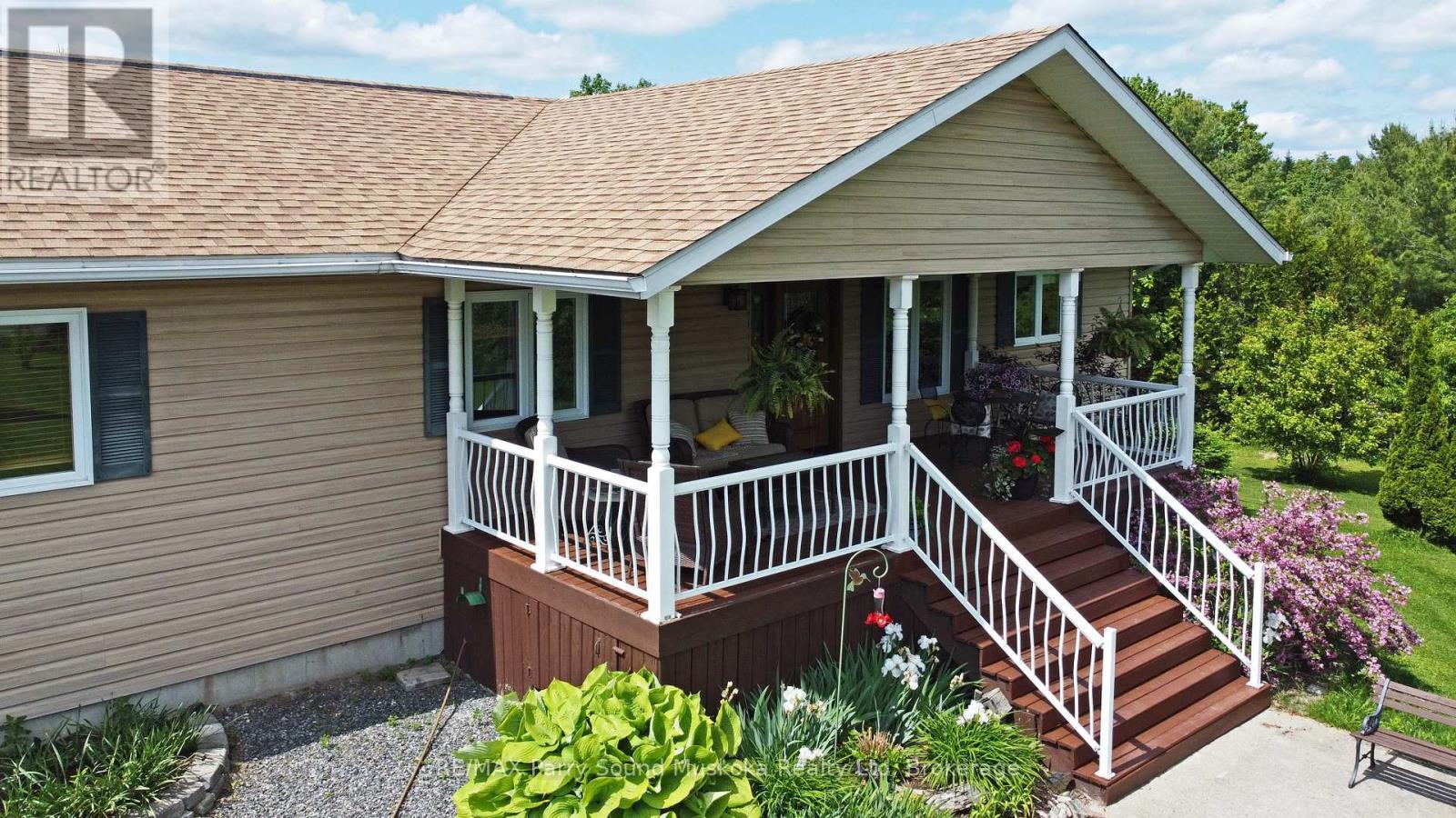 17 Martha Drive, Mckellar, Ontario  P0G 1C0 - Photo 41 - X12047150