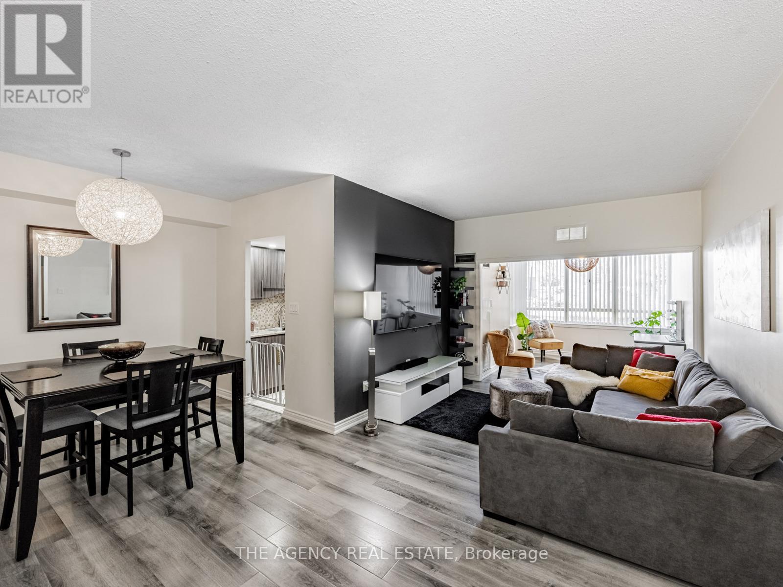 107 - 5 LISA STREET, Brampton, Ontario