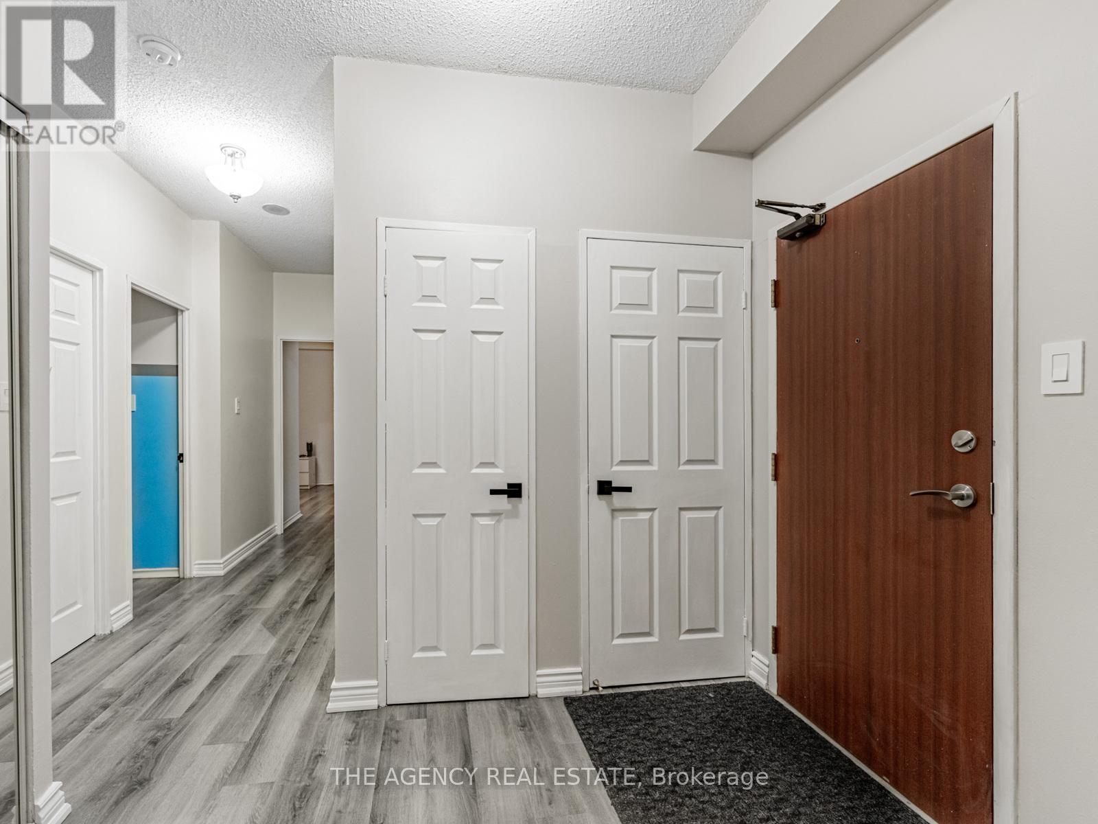 107 - 5 Lisa Street, Brampton, Ontario  L6T 4T4 - Photo 6 - W12091112