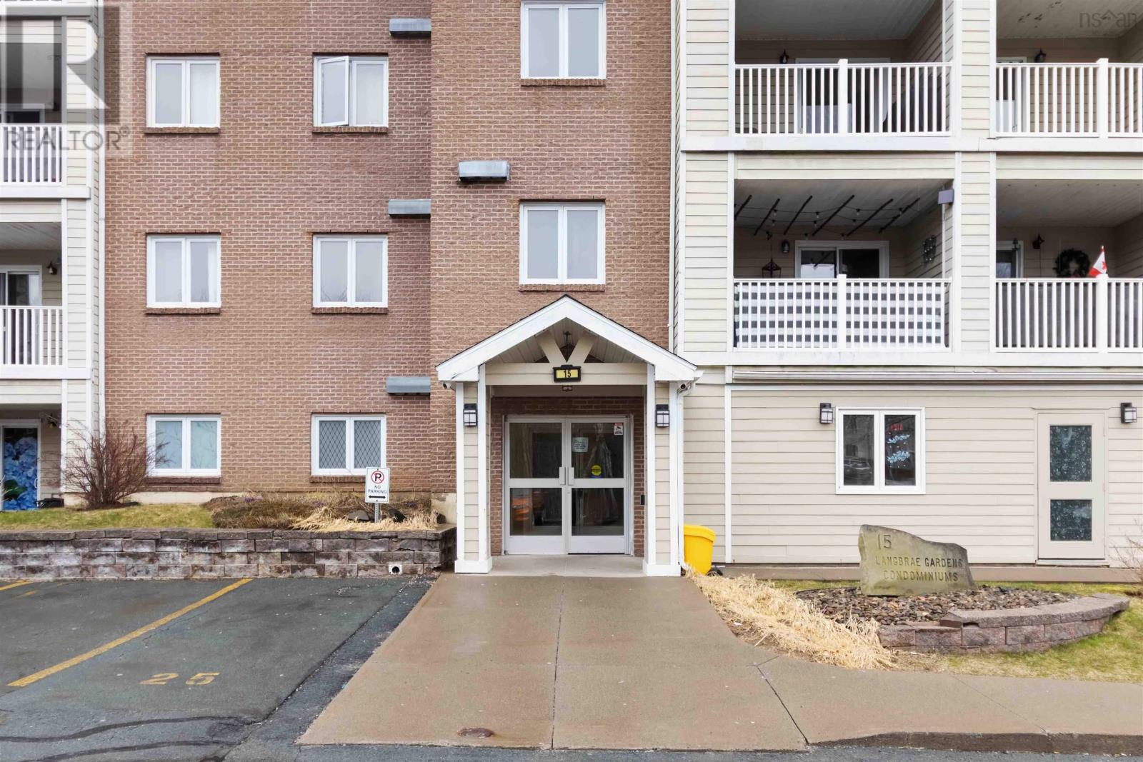 Property at 214 15 Langbrae Drive image 1