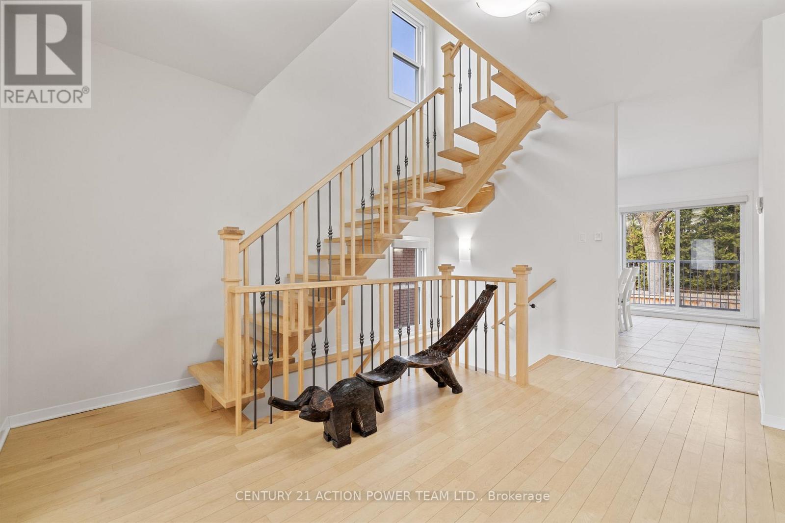 48 Queen-Victoria Street, Ottawa, Ontario  K1M 2K4 - Photo 17 - X12091139