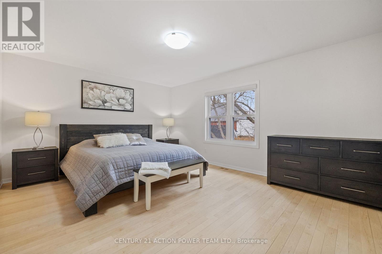 48 Queen-Victoria Street, Ottawa, Ontario  K1M 2K4 - Photo 18 - X12091139