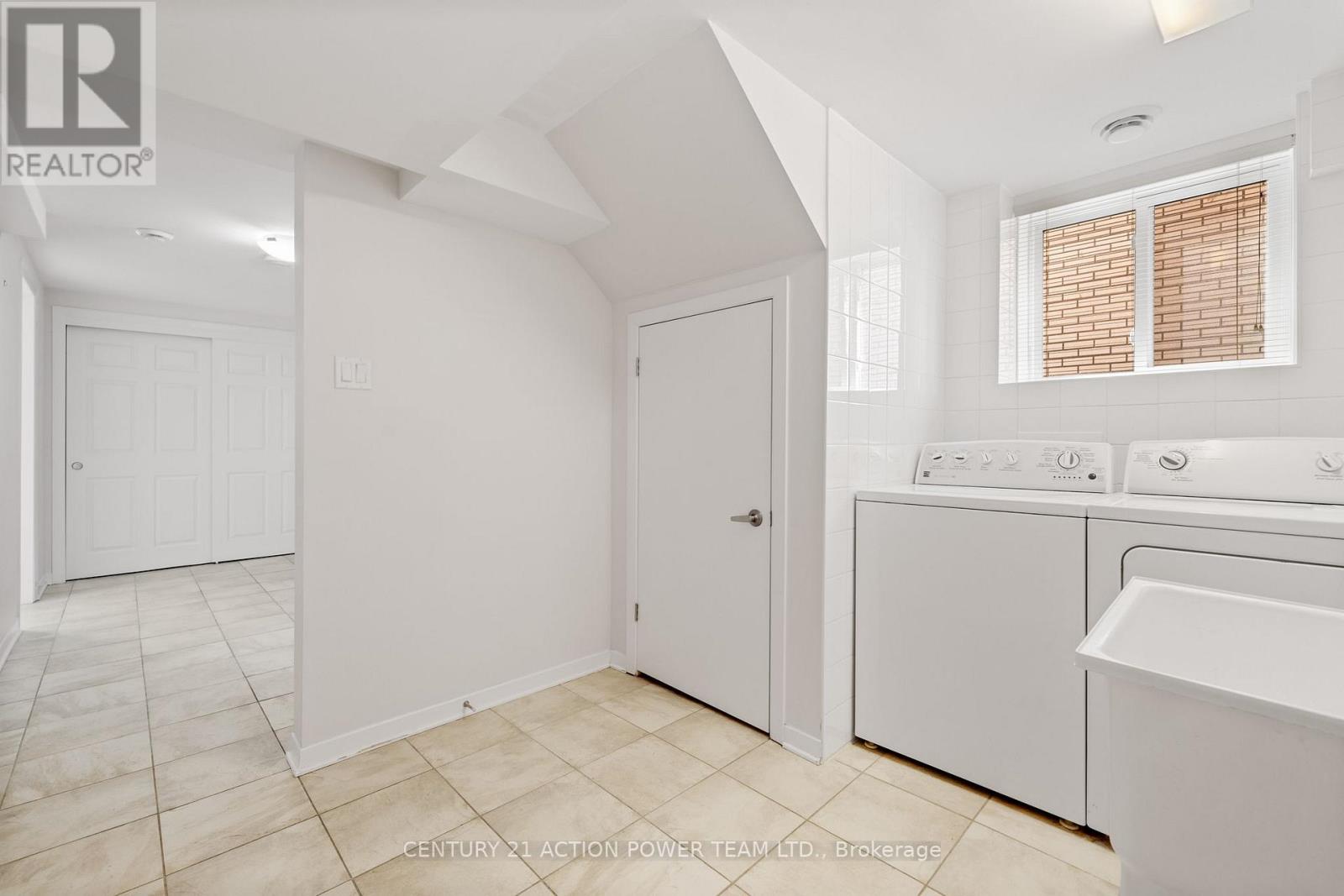 48 Queen-Victoria Street, Ottawa, Ontario  K1M 2K4 - Photo 26 - X12091139