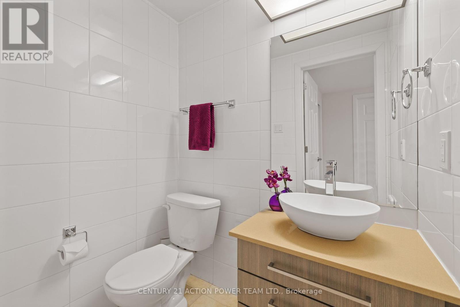 48 Queen-Victoria Street, Ottawa, Ontario  K1M 2K4 - Photo 28 - X12091139