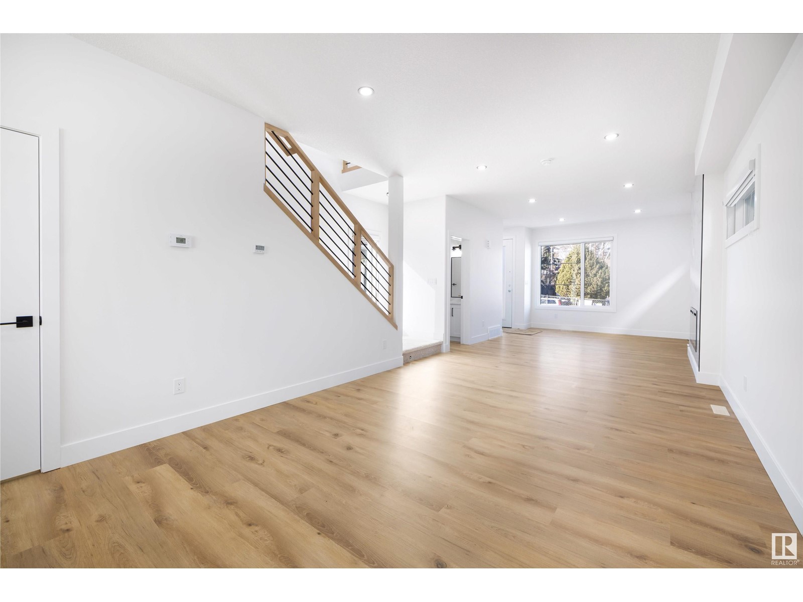 10711 52 St Nw, Edmonton, Alberta  T6A 2H1 - Photo 11 - E4427693
