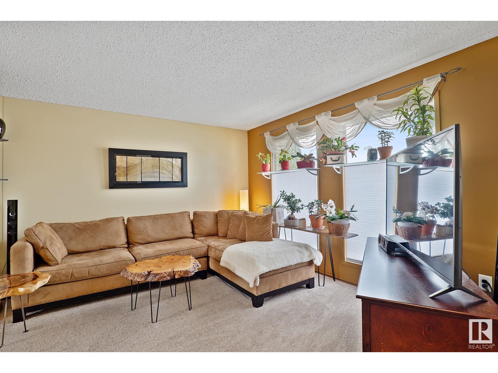 Property at 16903 110 ST NW image 5