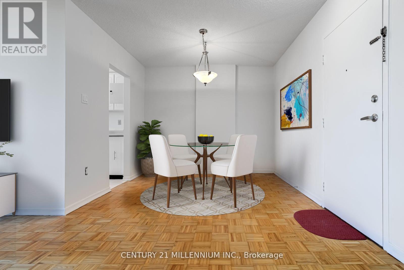 712 - 1615 Bloor Street, Mississauga, Ontario  L4X 1S2 - Photo 4 - W12091141