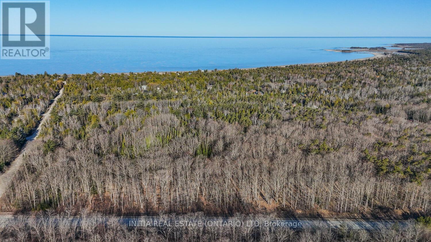 450 Sauble Falls Parkway, South Bruce Peninsula, Ontario  N0H 2G0 - Photo 12 - X12091194