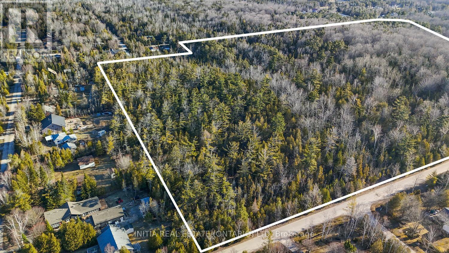 450 Sauble Falls Parkway, South Bruce Peninsula, Ontario  N0H 2G0 - Photo 7 - X12091194