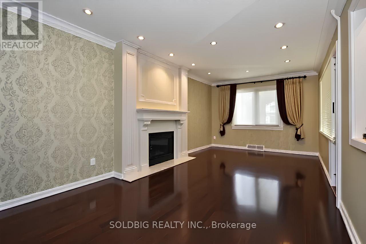 156 Forest Drive, Vaughan, Ontario  L4L 3Z7 - Photo 6 - N12085290