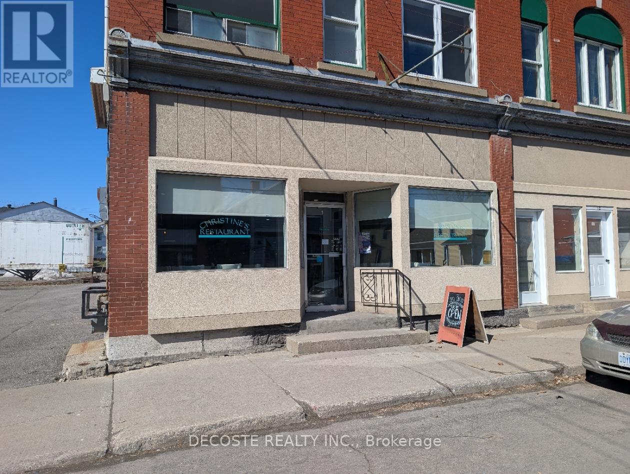 20 Main Street N, North Glengarry, Ontario  K0C 1A0 - Photo 2 - X12091184