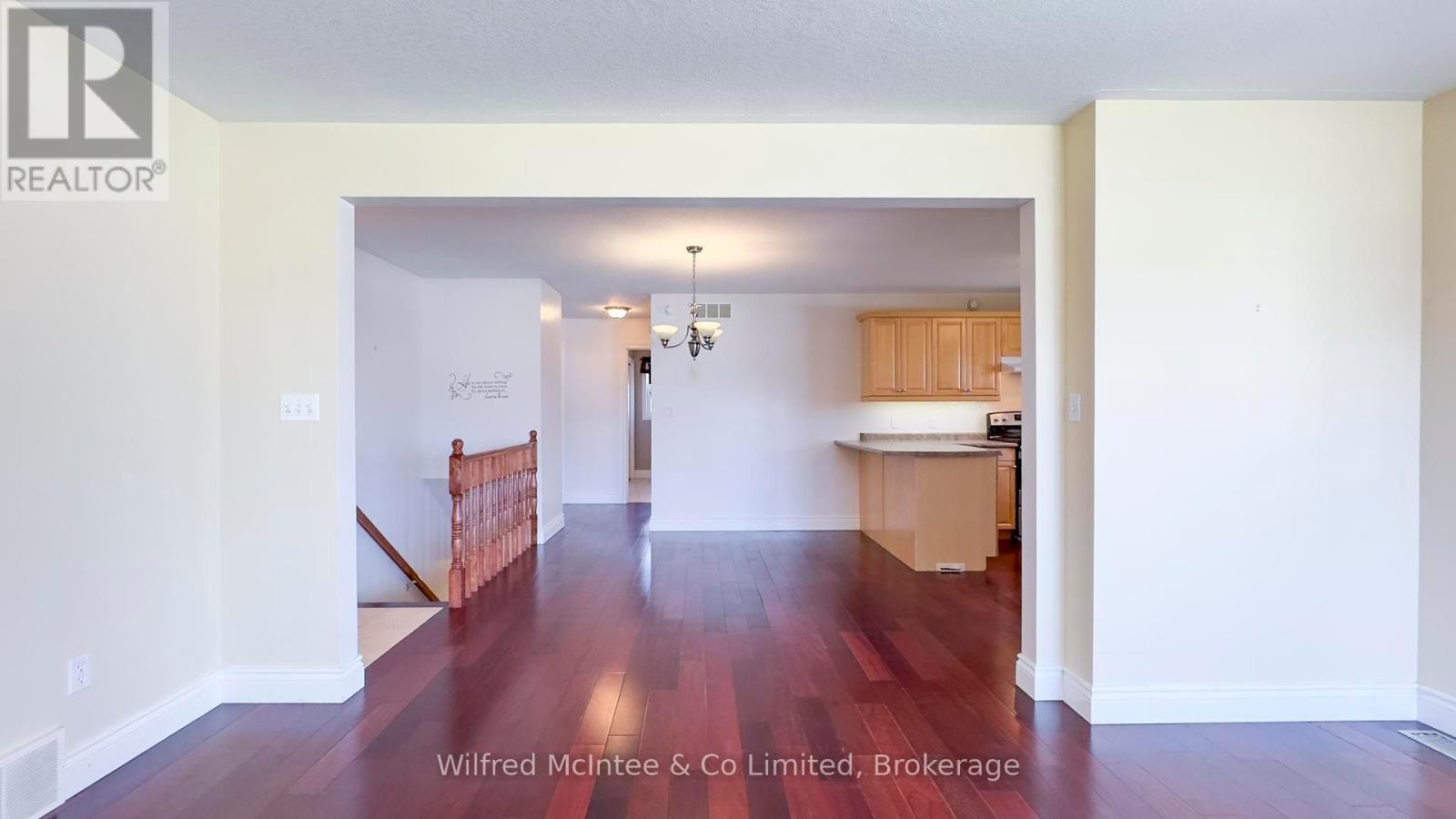 12 Jonathan Crescent, South Bruce, Ontario  N0G 2J0 - Photo 12 - X12091207