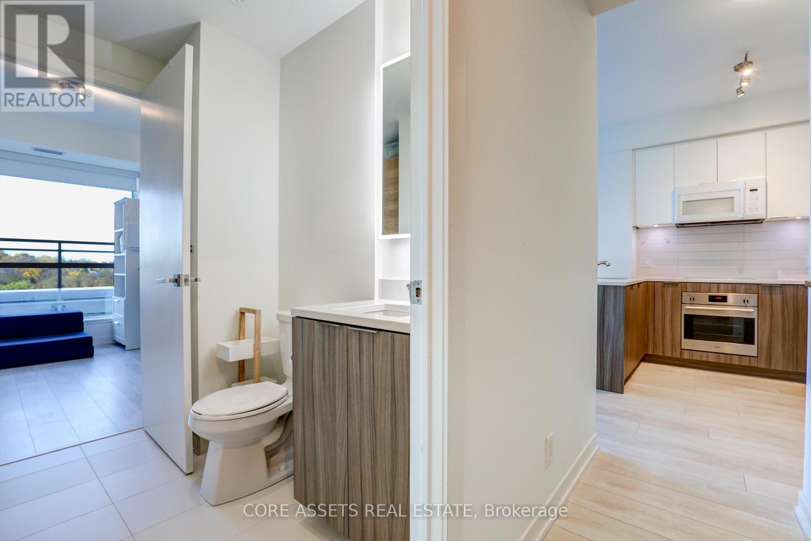 709 - 223 St Clair Avenue W, Toronto, Ontario  M4V 1R3 - Photo 20 - C12090983