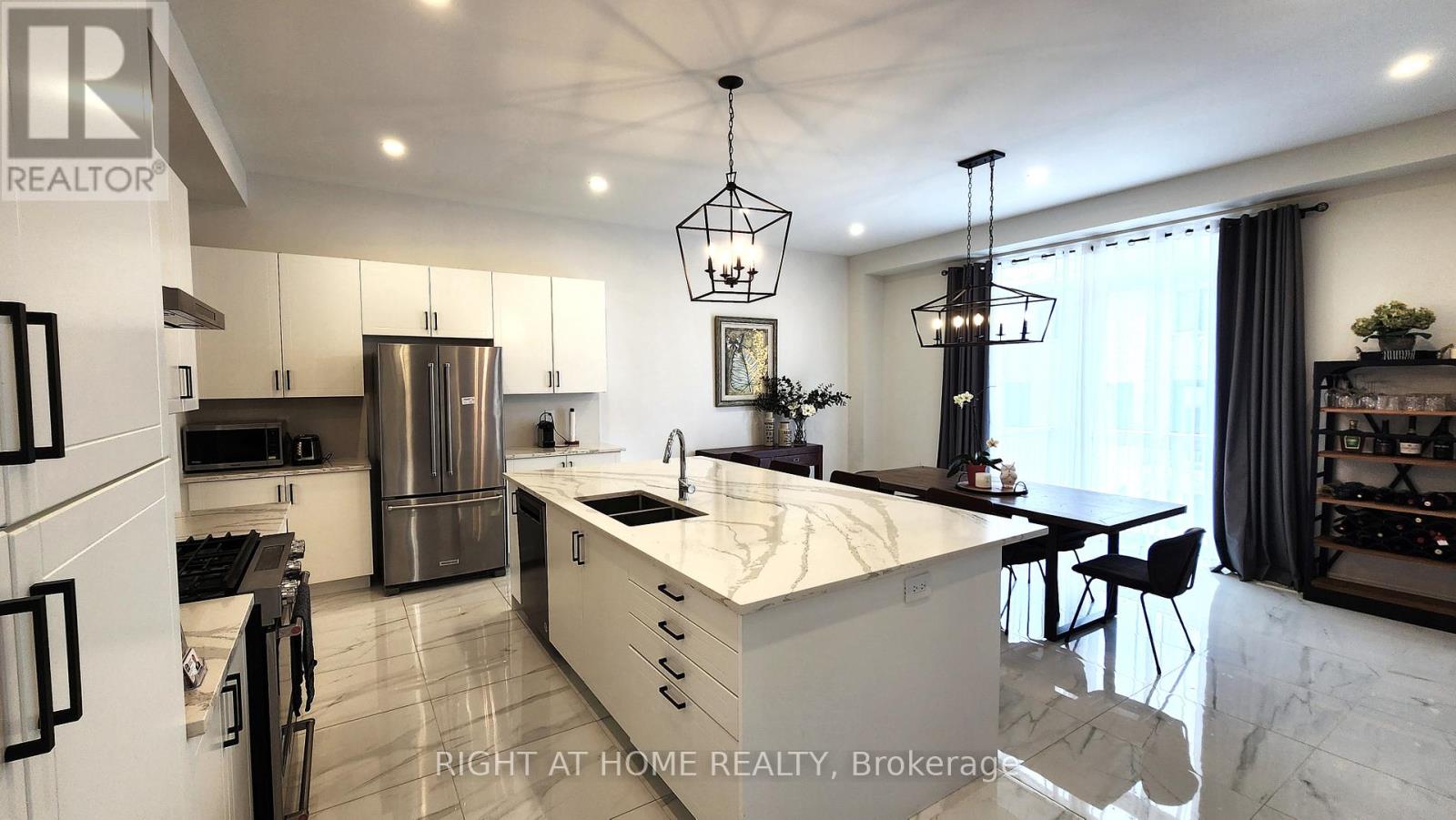 Property at 27 MURRAY LEONARD LANE image 3