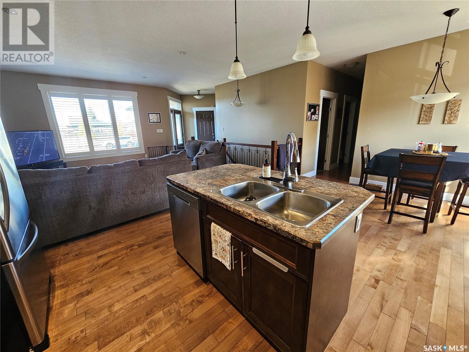 21 Arlington Avenue, Moose Jaw, Saskatchewan  S6K 1B2 - Photo 8 - SK003125