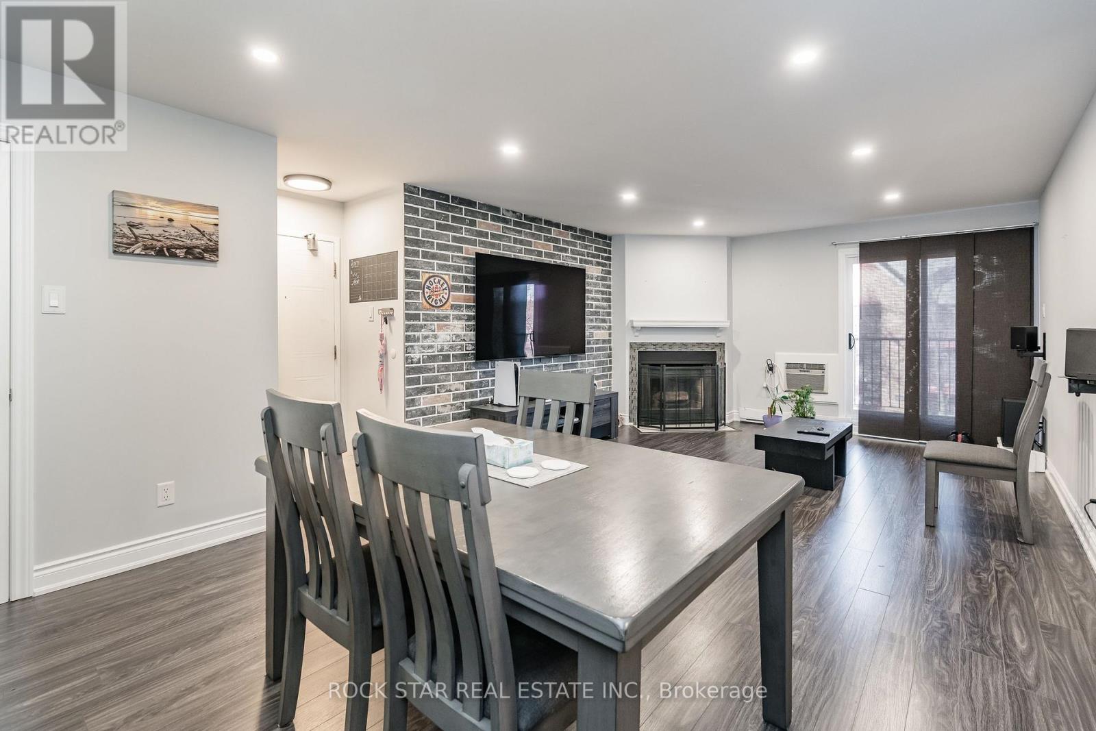 1731 - 1478 Pilgrims Way, Oakville, Ontario  L6M 3G7 - Photo 17 - W12091164