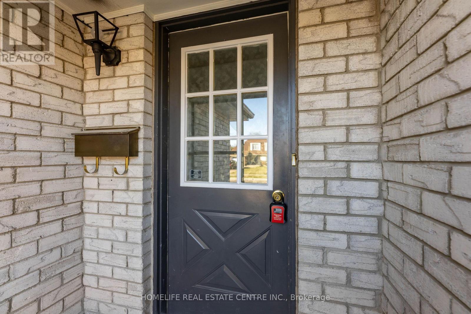 Property at 7 MARKHAM STREET image 3
