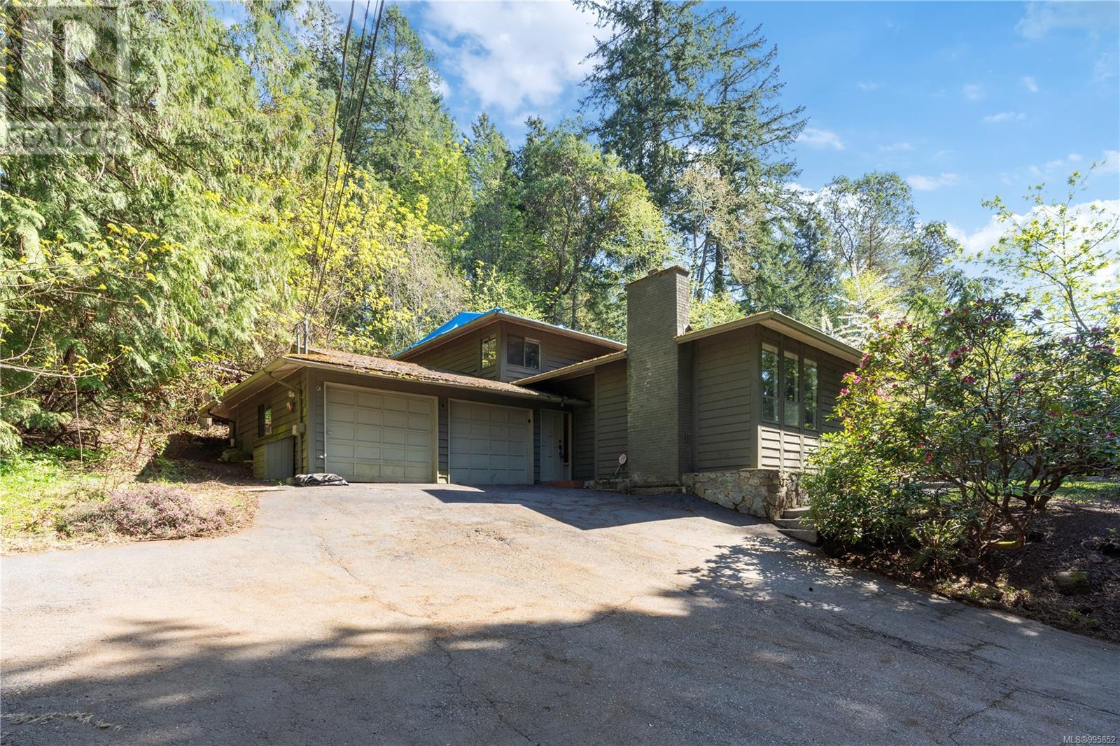 Property at 11077 Chalet Rd image 2