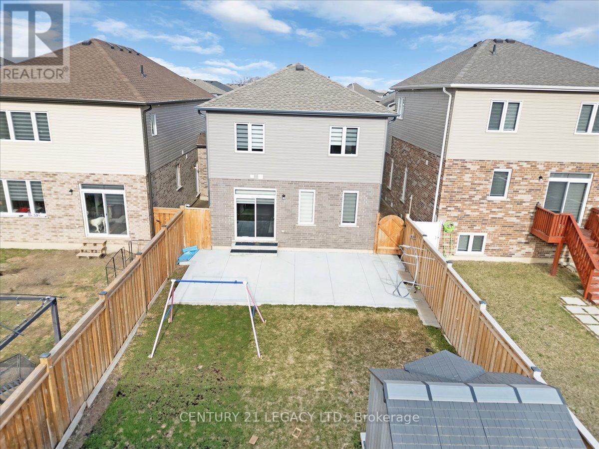 83 Beauchamp Drive, Cambridge, Ontario  N1S 0B9 - Photo 37 - X12037203