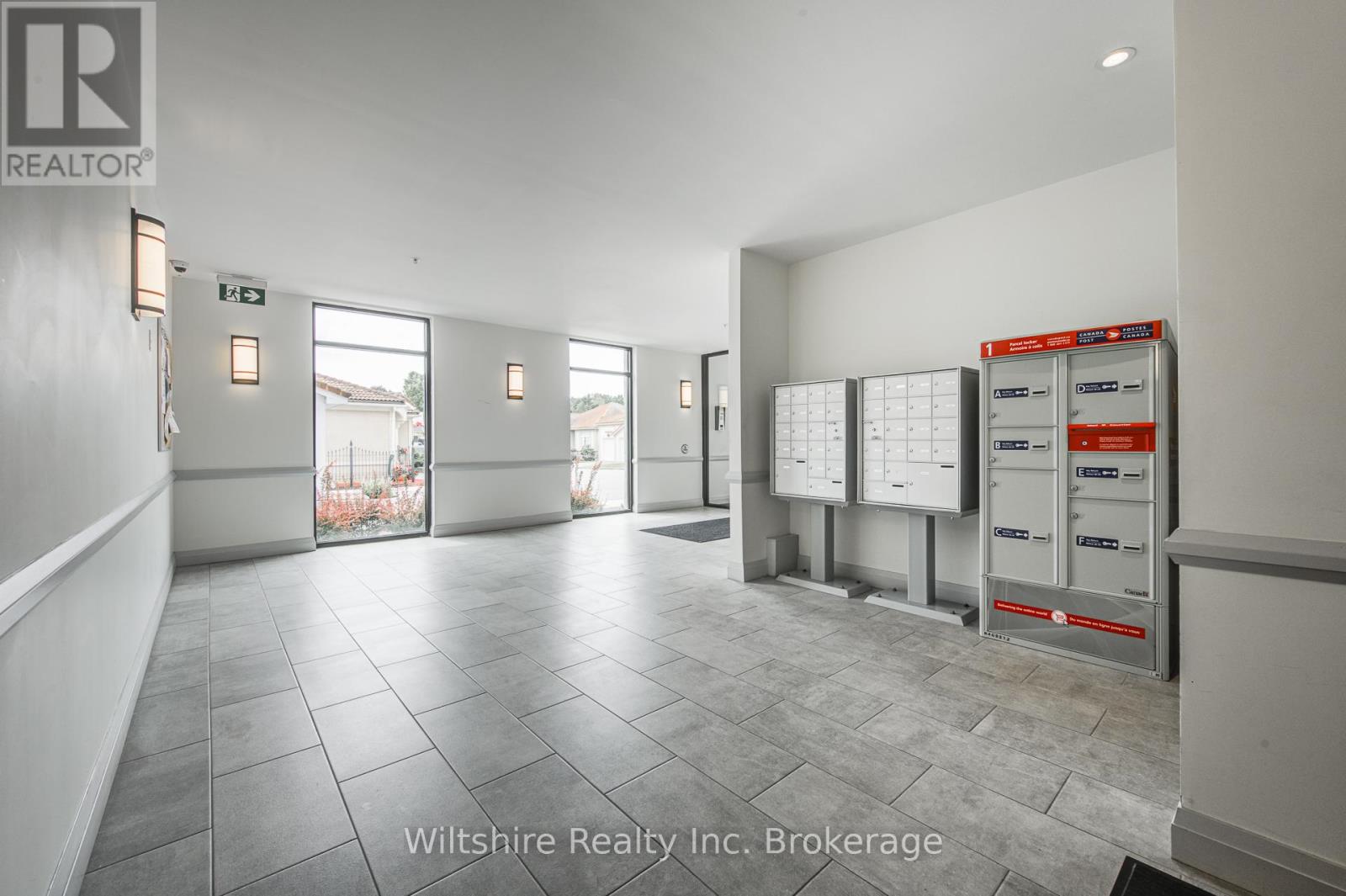 406 - 3 John Pound Road, Tillsonburg, Ontario  N4G 5X4 - Photo 4 - X12086808
